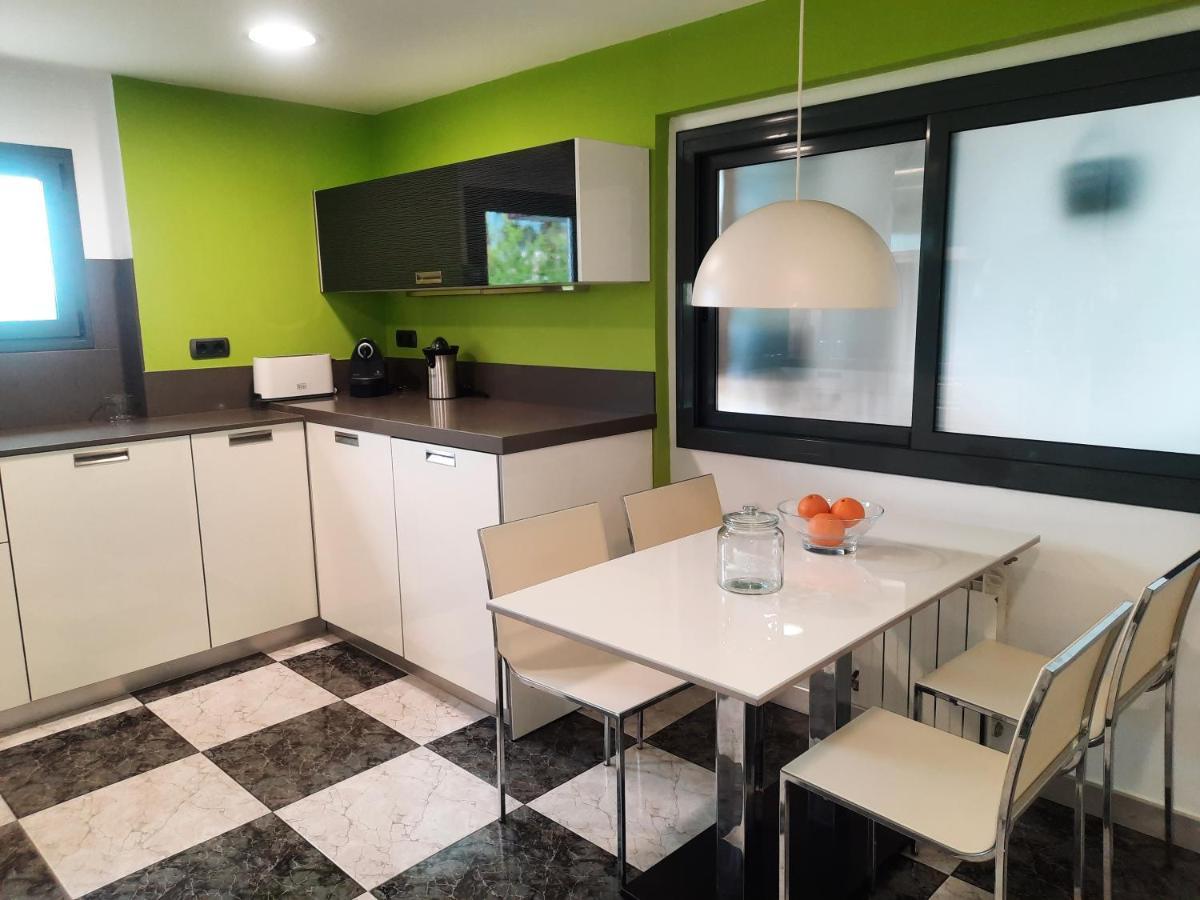 Bright Apartment Near The Beach And Barcelona By Train 马斯诺 外观 照片