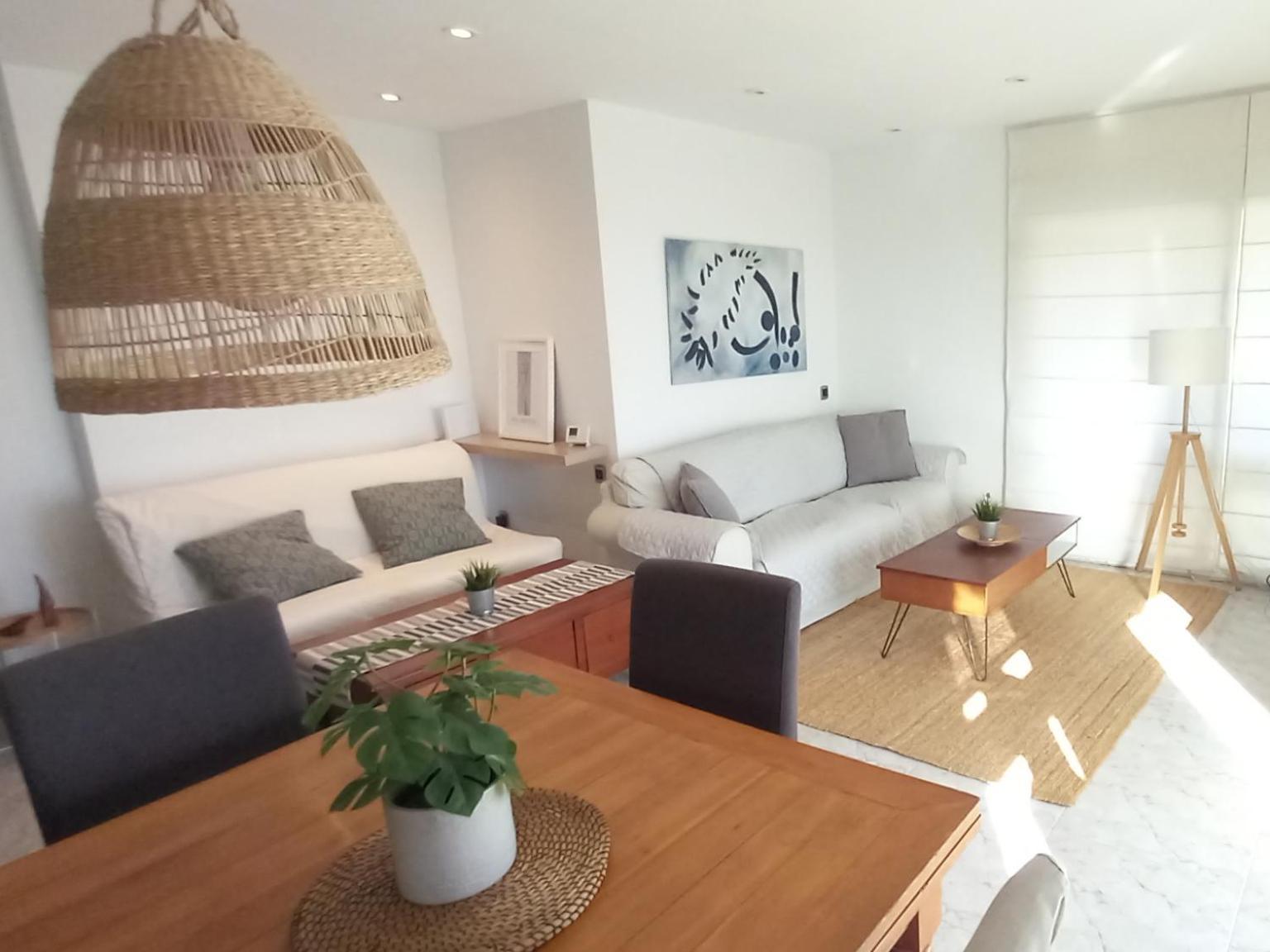 Bright Apartment Near The Beach And Barcelona By Train 马斯诺 外观 照片
