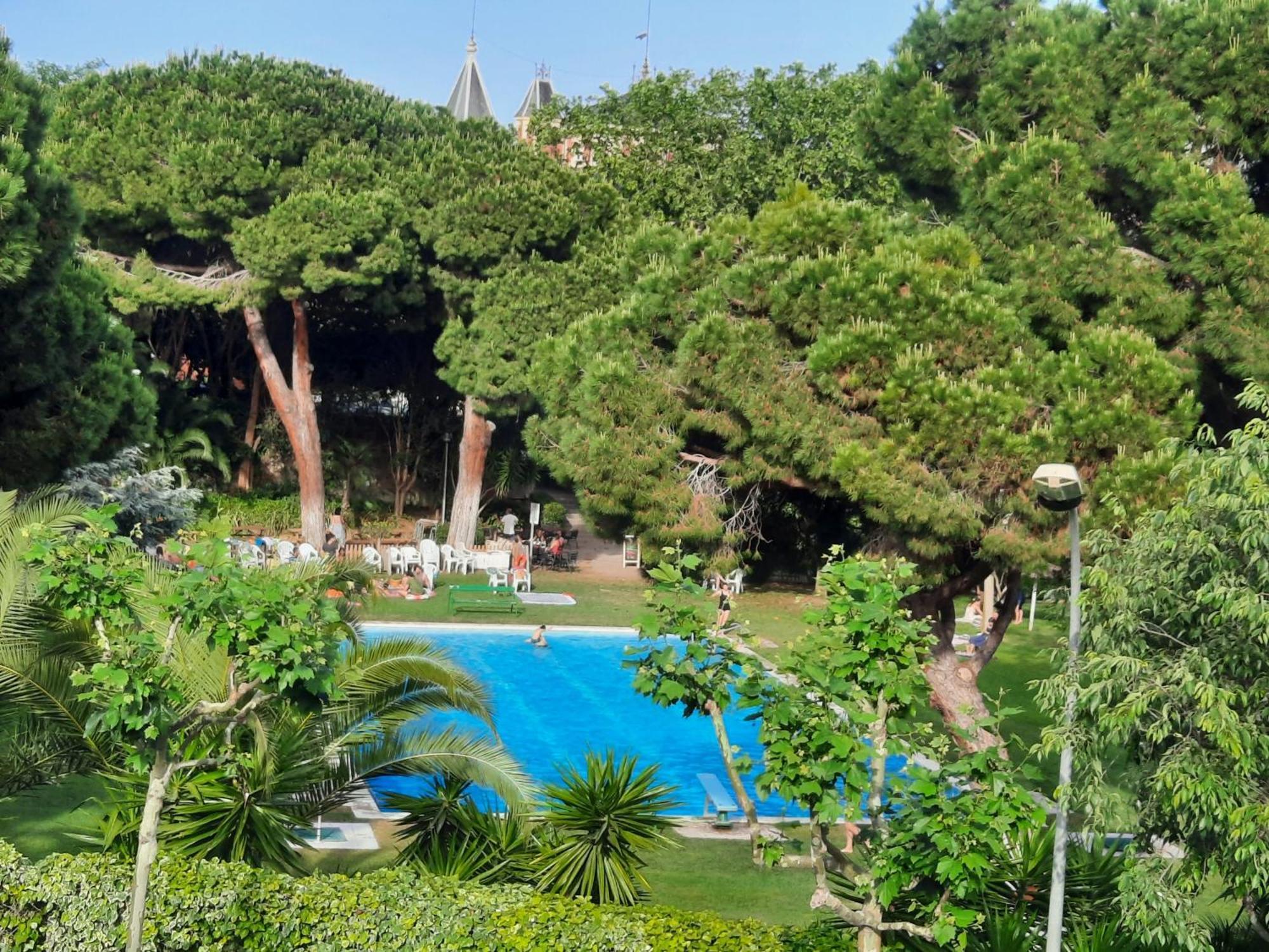 Bright Apartment Near The Beach And Barcelona By Train 马斯诺 外观 照片